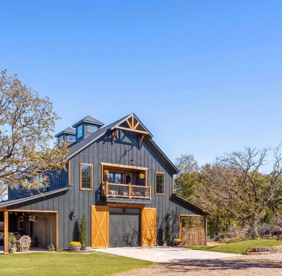 Black Barndominiums - Oklahoma