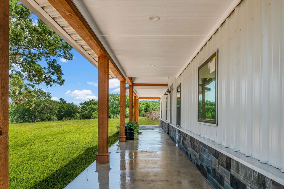 Cottondale Barndominium in Texas