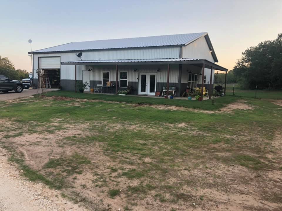 Glen Rose Texas Barndominium front view