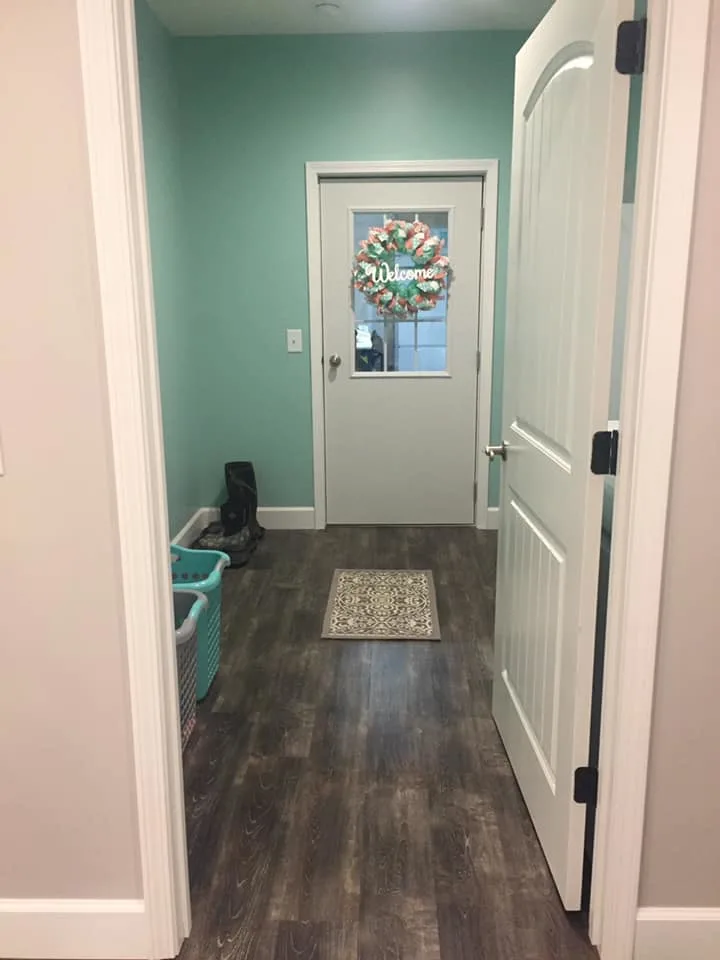 Tennessee Barndominium laundry room door to garage