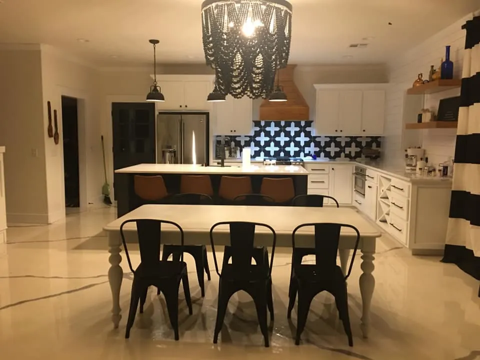 Black and White Oklahoma Barndominium kitchen chandelier