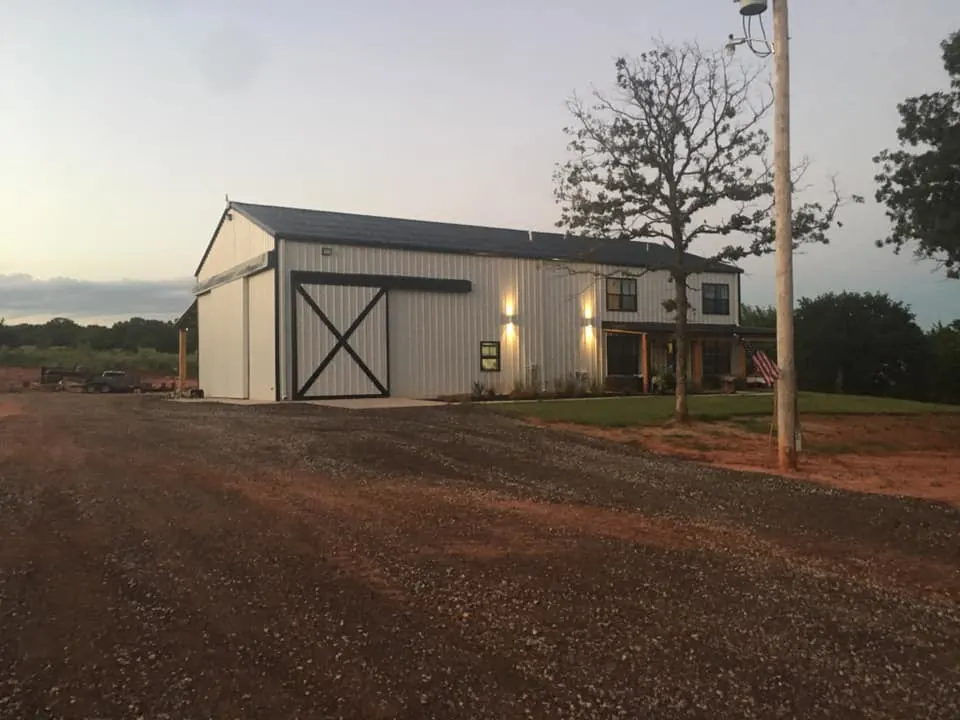 Black and White Oklahoma Barndominium exterior