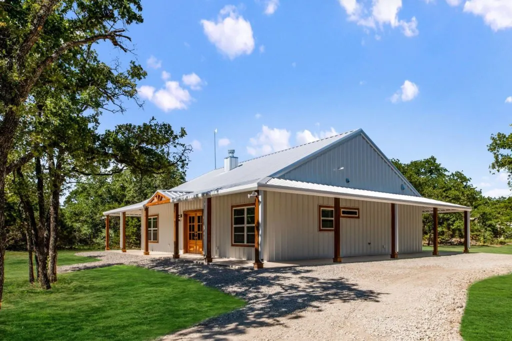 Mineral Wells Barndominium right side exterior angle