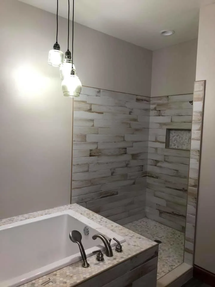Oklahoma City Barndominium shower