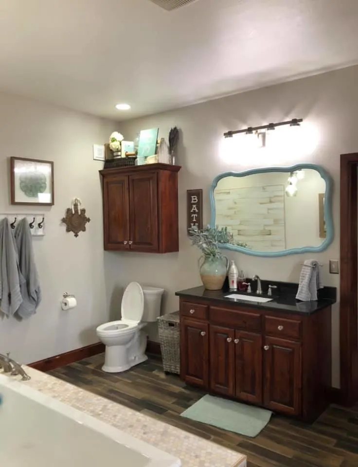 Oklahoma City Barndominium shower