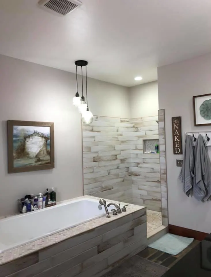Oklahoma City Barndominium shower