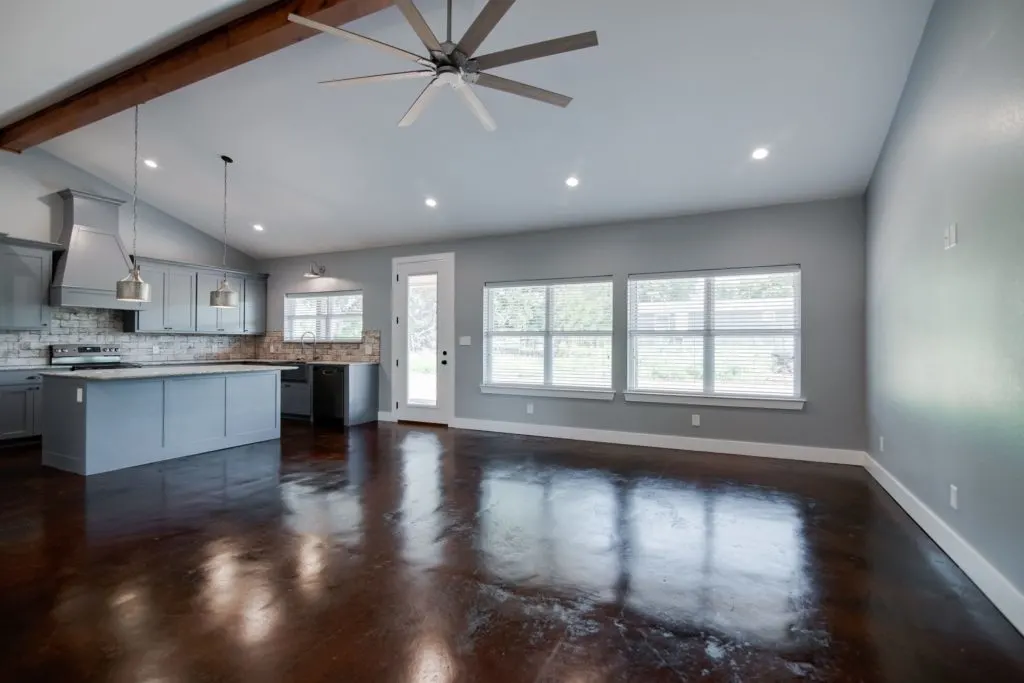 Room in a barndominium in Texas