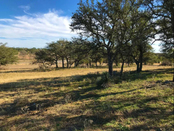 10 Acres and Barndominium in Texas