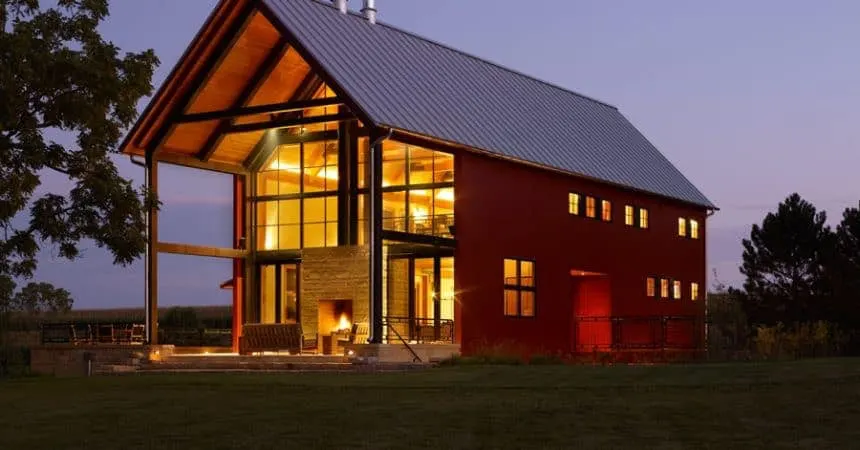 barndominium in Wisconsin exterior