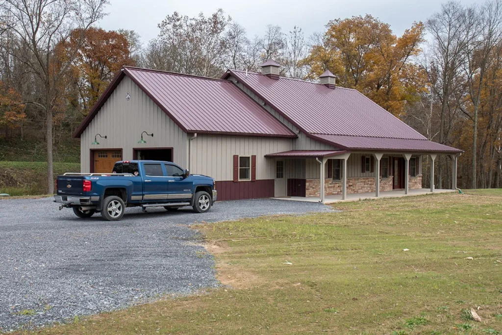 Hybrid pole barn home in Georgia with garage