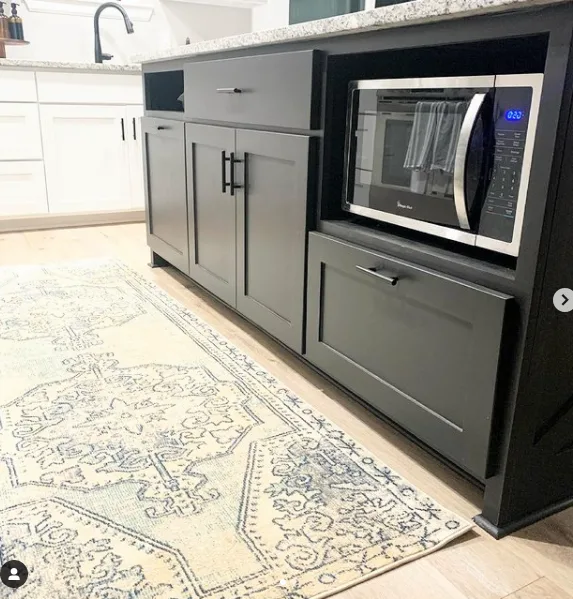 Microwave shelf in kitchen island
