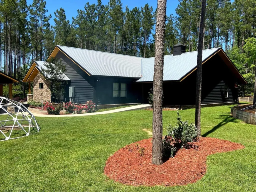 Odom Family Florida Barndominium back view