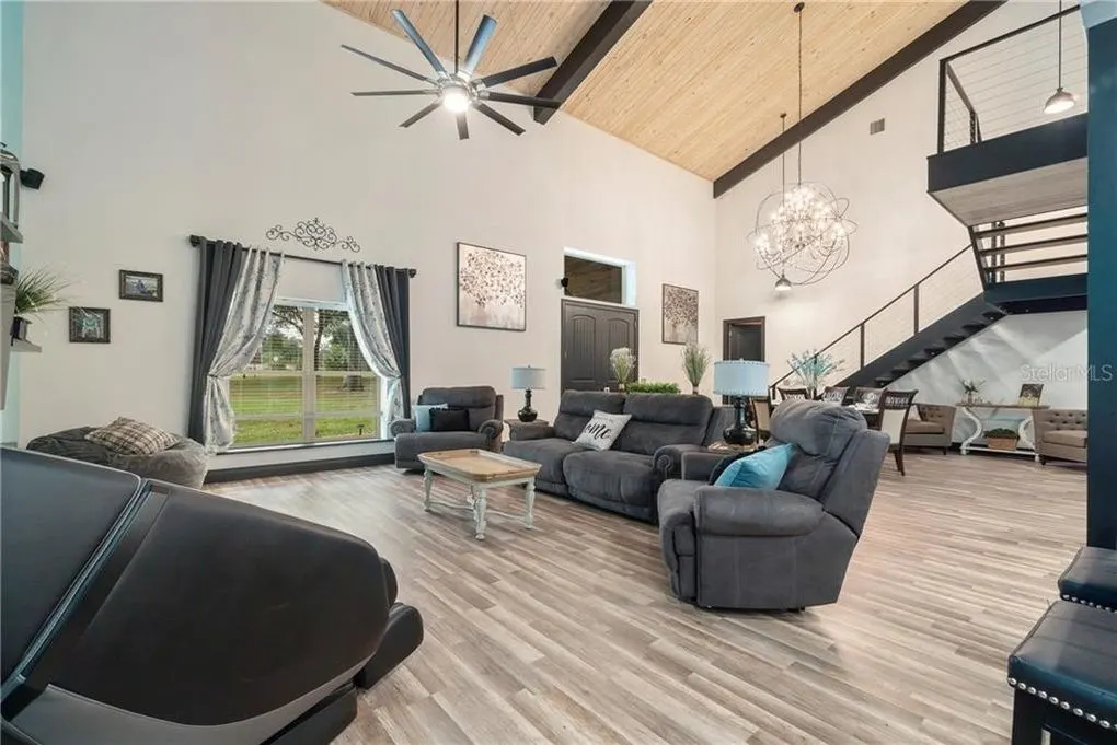 florida barndominium interior