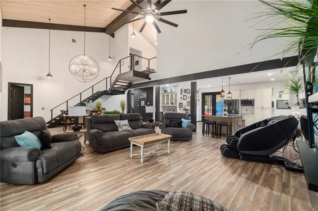 florida barndominium interior