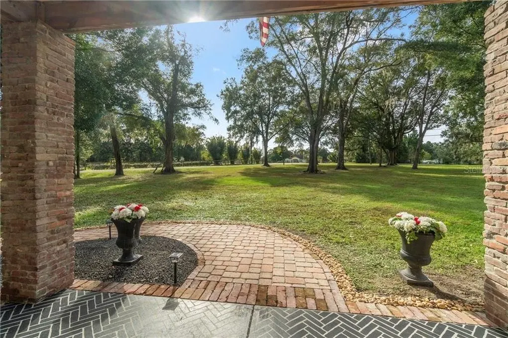 florida barndominium exterior