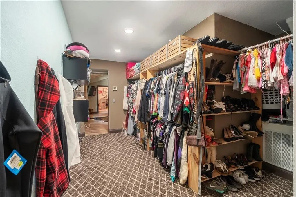 florida barndominium interior