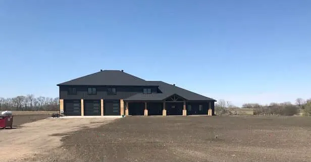 shouse in kansas exterior