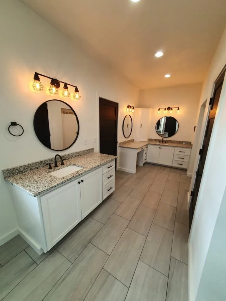 texas barndominium interior  bathroom