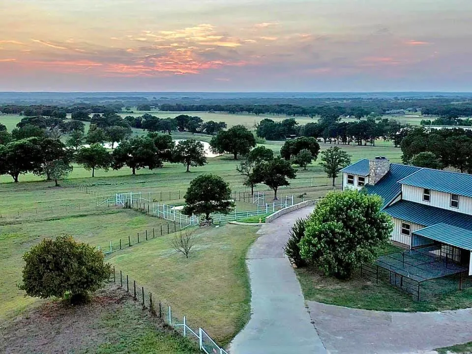 Unique Texas Hillside Barndominium with a Gorgeous View of the pastures
