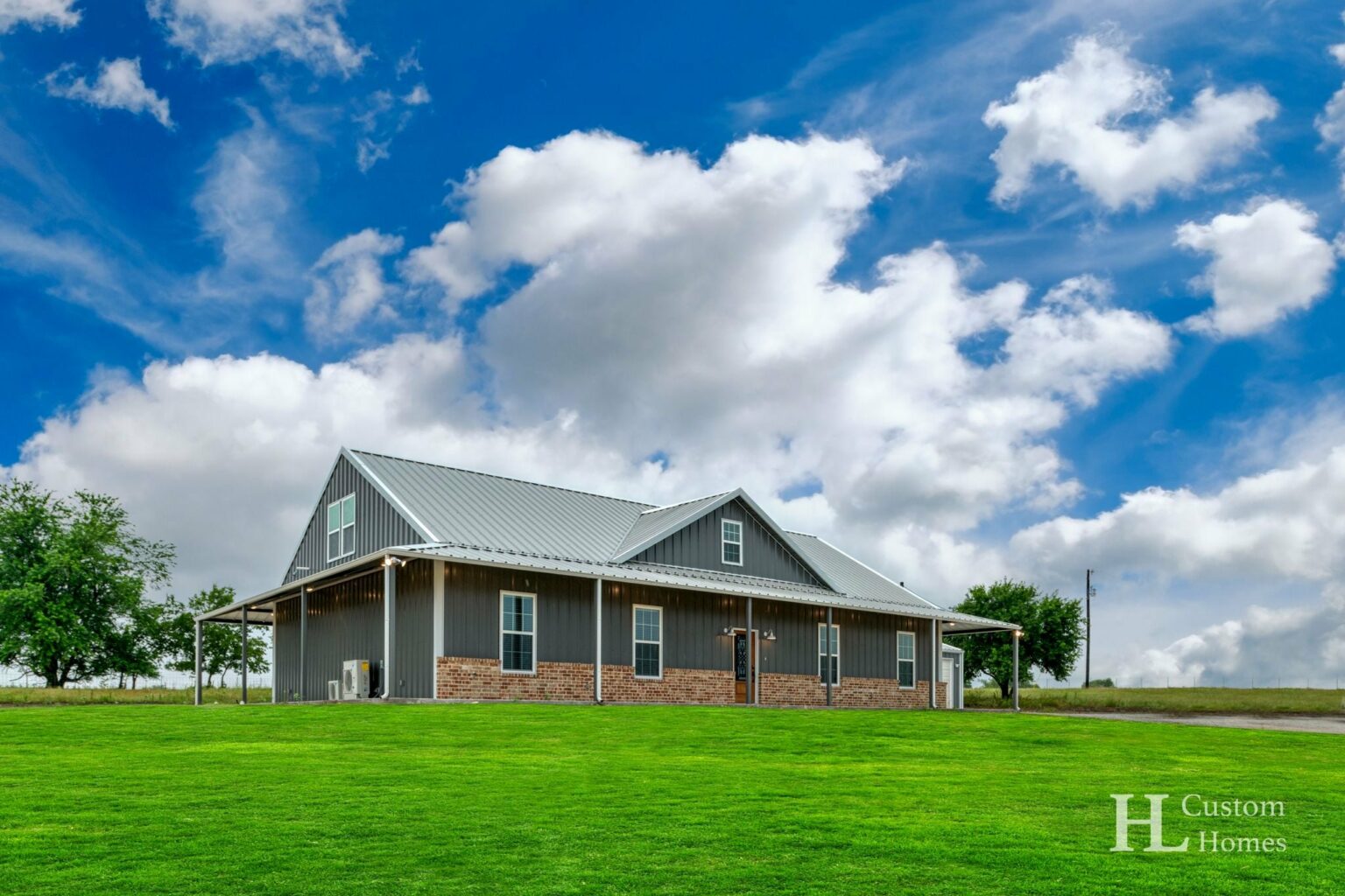 Beautiful Charcoal Gray Barndominium Charming Home