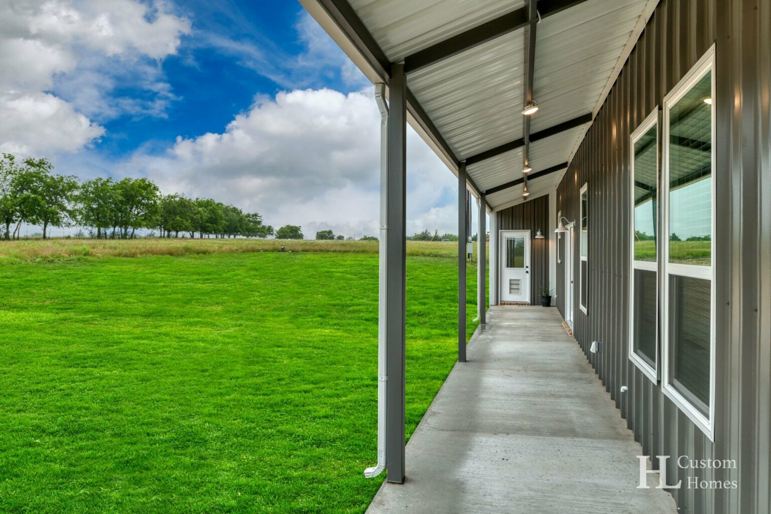 Beautiful Charcoal Gray Barndominium Charming Home
