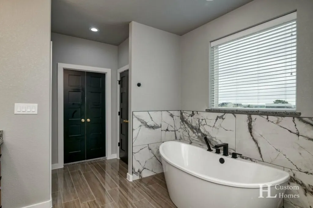 Texas barndominium interior 
