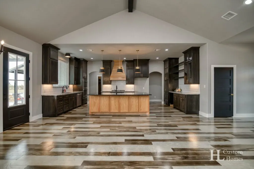 Texas barndominium interior 
