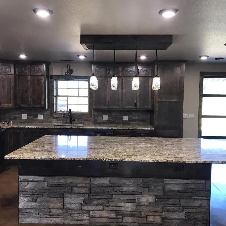 Arkansas Barndominium - Kitchen Island