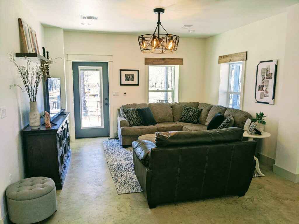 Arkansas Barndominium - Living Room
