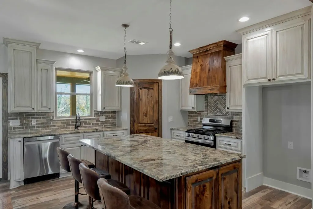 Texas Barndominium - Kitchen