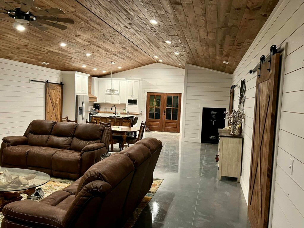 Alabama Barndominium - Living Room
