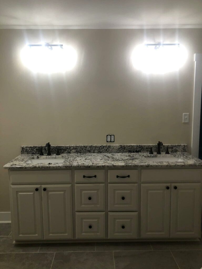 Double sink bathroom vanity