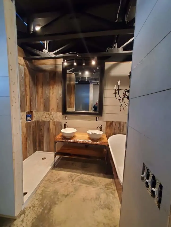 West Liberty, Ohio Barndominium Bathroom - Lucia Ober