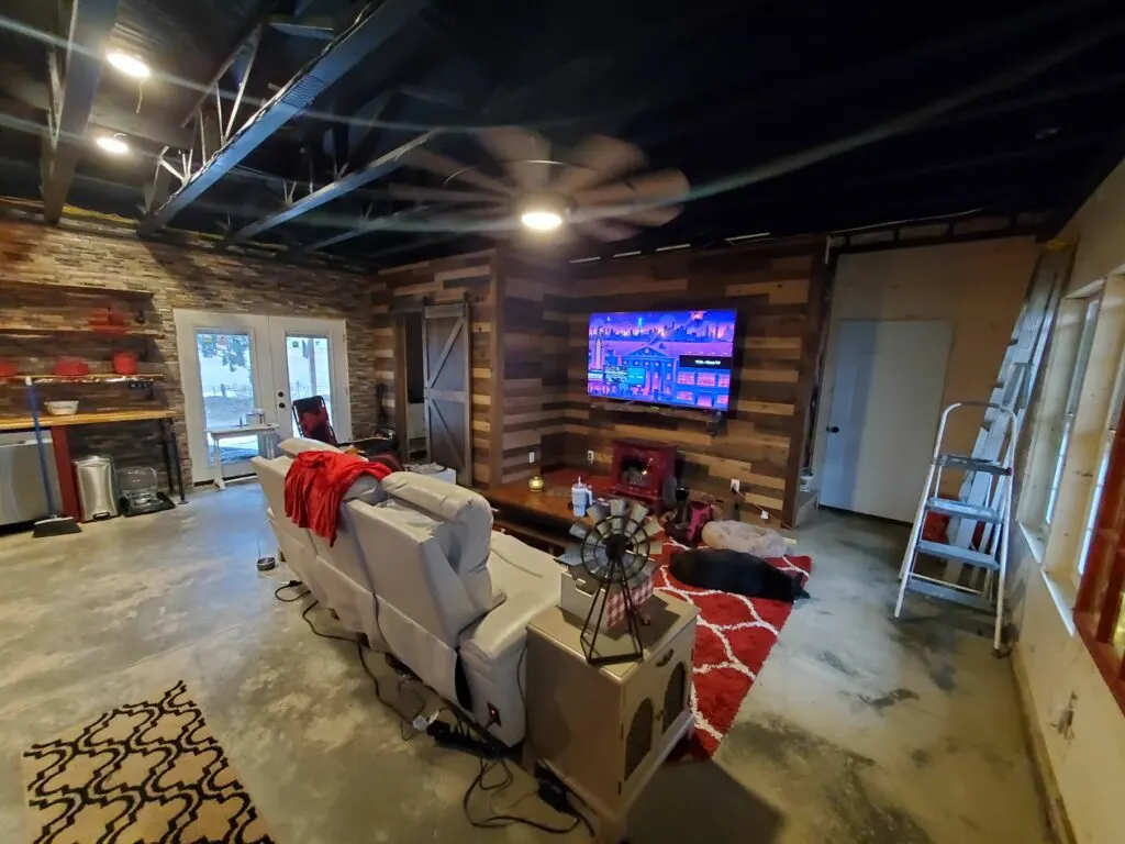 West Liberty, Ohio Barndominium Living Room - Lucia Ober