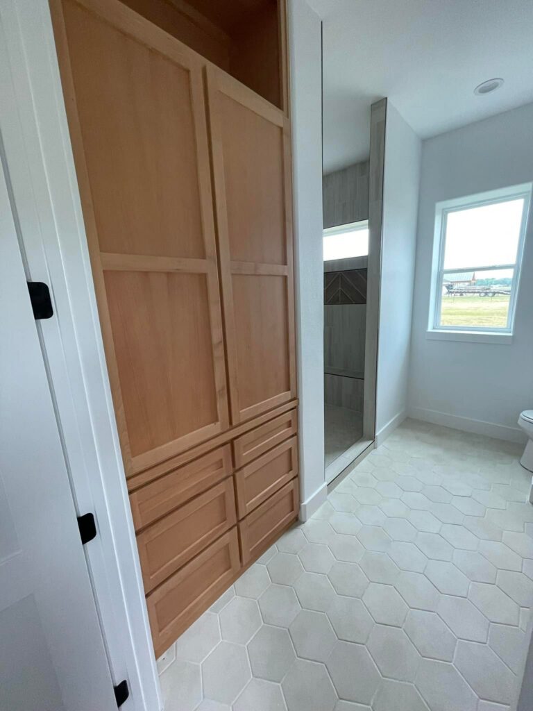 Lindsey Keen's Whitesboro, TX barndominium - Bathroom
