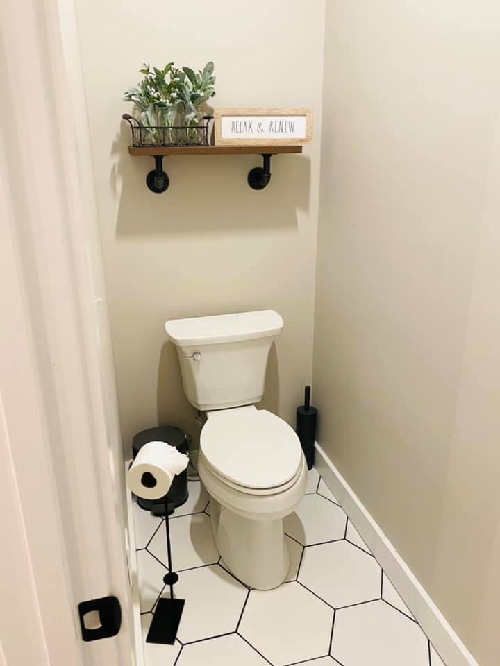 Comer Couple's Georgia Barndominium - Master Bathroom Toliet Room