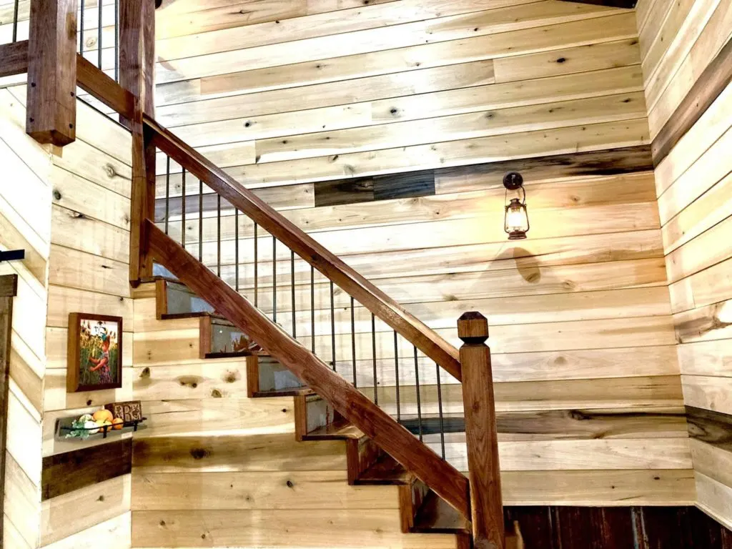 Barndominium Under 200K - Stairwell
