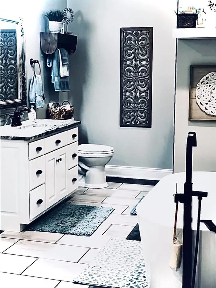 Eastern Kentucky Barndominium - Interior Master Bathroom
