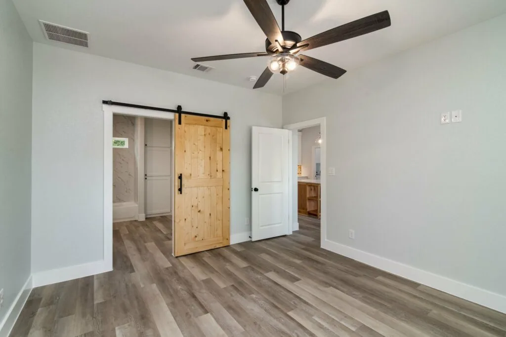 Texas Barndominium by HL Custom Homes - Bedroom