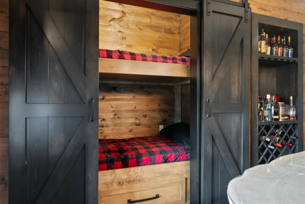 Russellville, Kentucky Barndominium - Bunk Beds