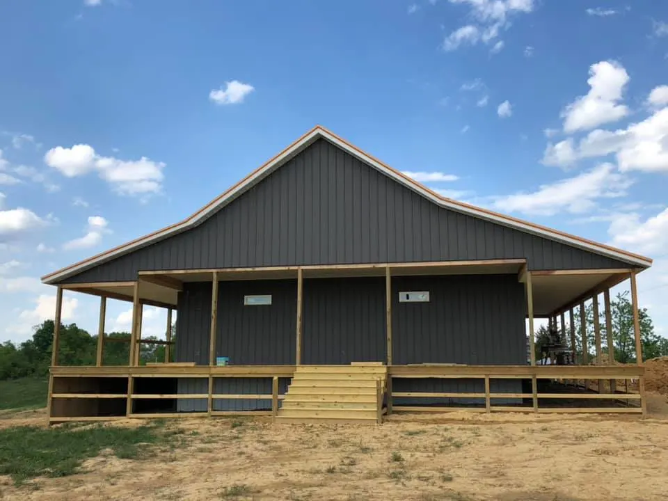 Eastern Kentucky Barndominium - Exterior