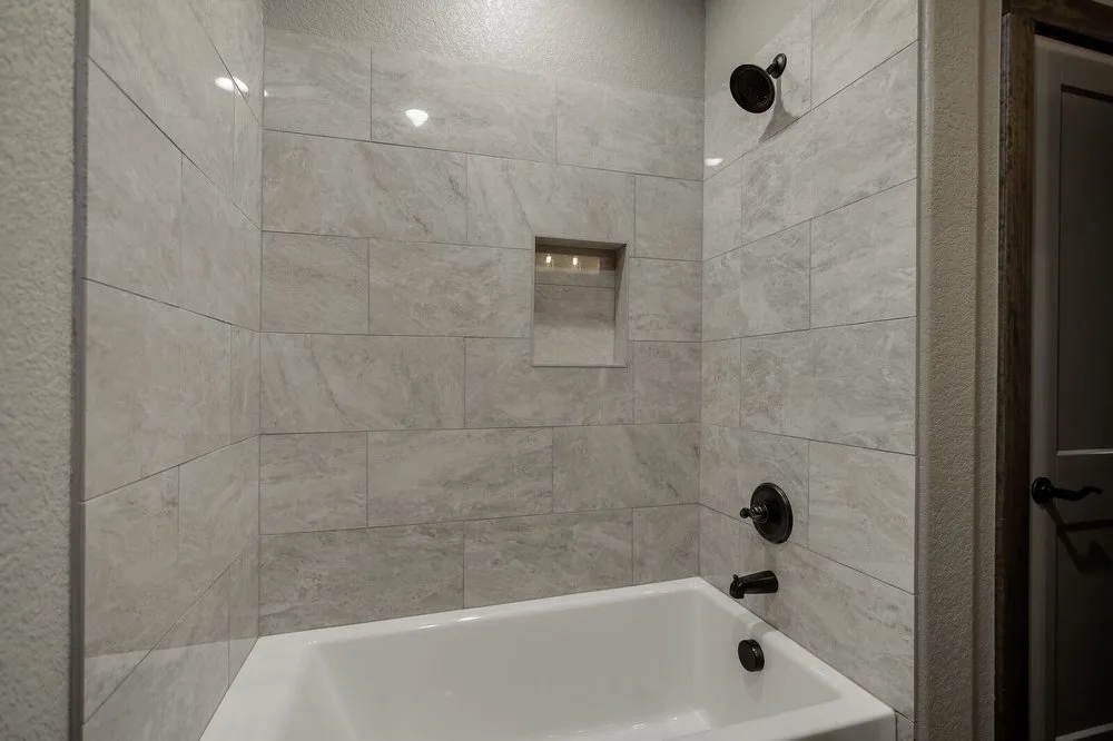 Paradise Texas Barndominium -Guest Bathroom Shower