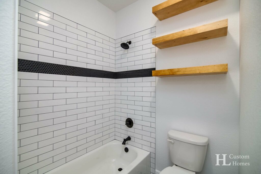 Springtown Texas Barndominium - Guest Bathroom Shower
