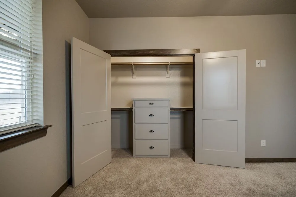 Paradise Texas Barndominium -Guest Bedroom Closet