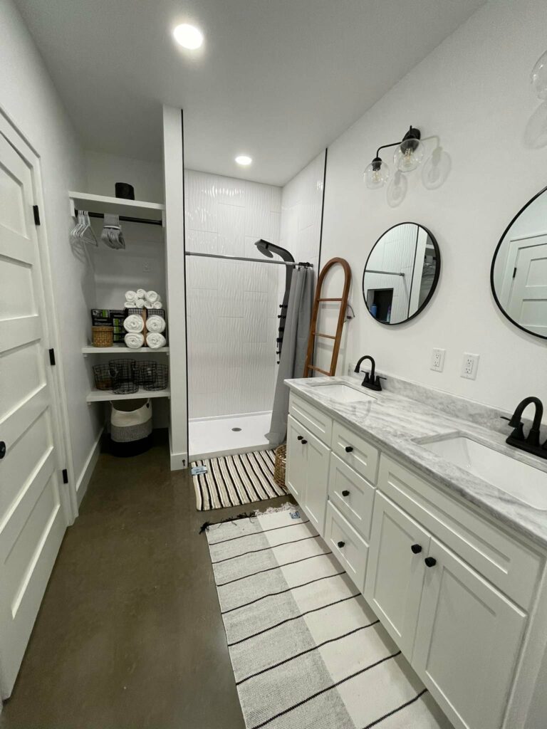 Arkansas Barndominium - Master Bathroom 2