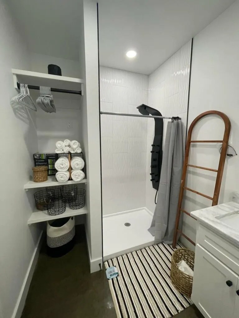 Arkansas Barndominium - Master Bathroom Shower