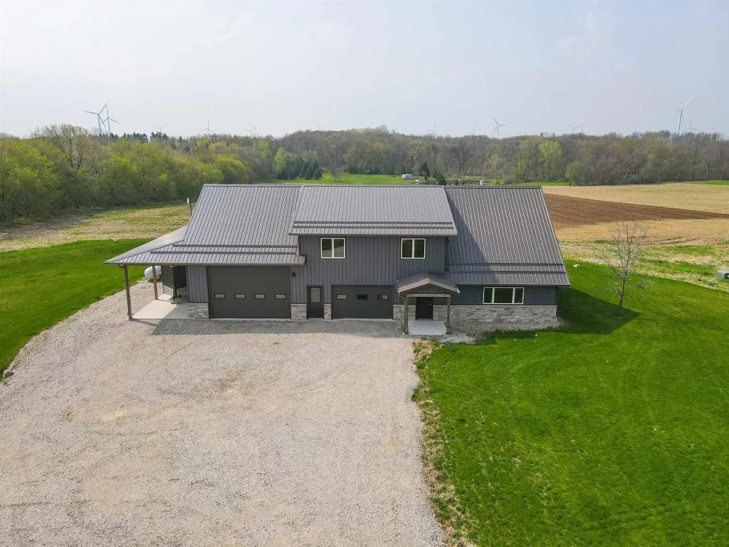 Barndominiums for Sale in Wisconsin