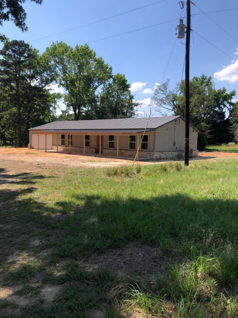 CountryStyle Texas Barndominium by Mr. Space Makers LLC