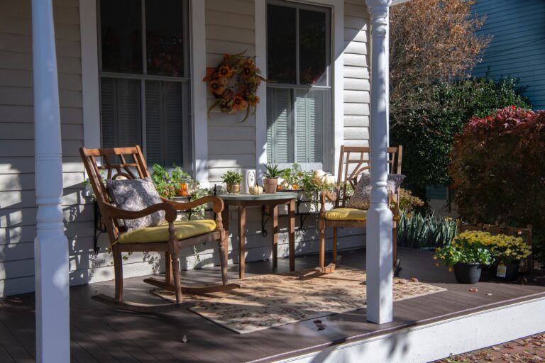 22 Top Barndominium Front Porch Ideas