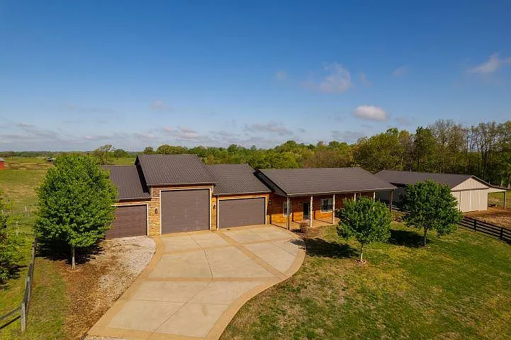 barndominium in austin